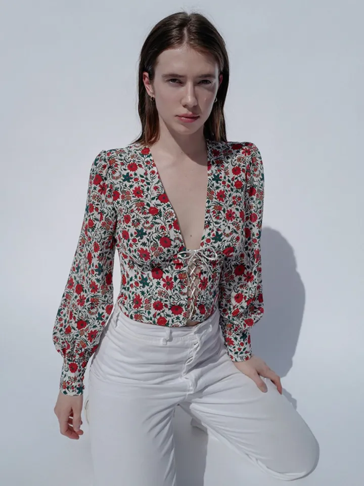 Cheap The Bennie - White Batik Floral Women Tops